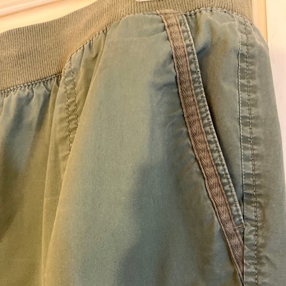 Talbots Olive Green Woven Cotton Utility Pants 14W - Picture 3 of 6